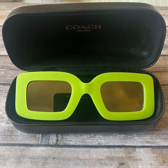 COACH Sunglasses - Picture 1 of 4